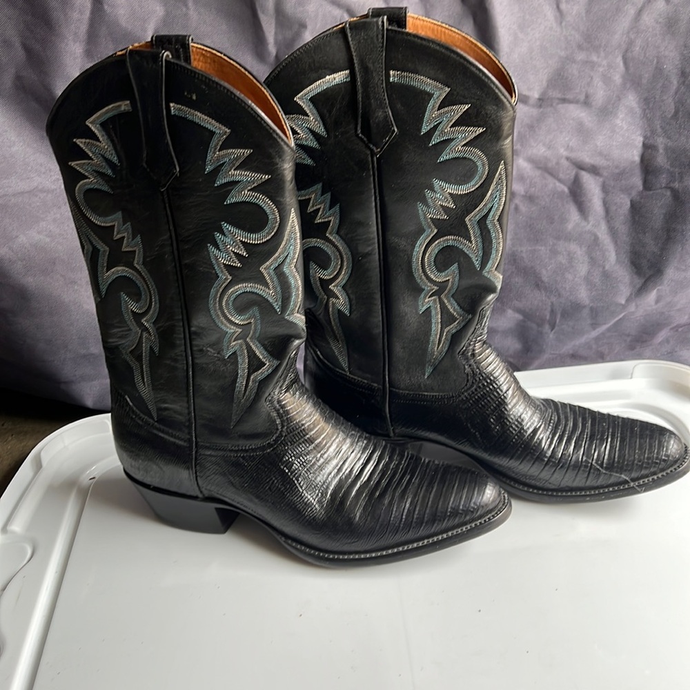 Black cowboy boots